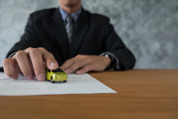 selecting a car accident attorney