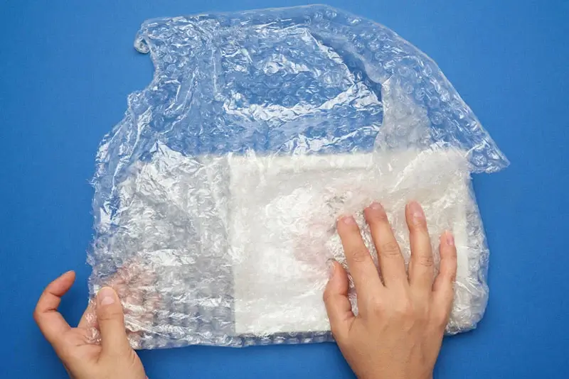 Lay Bubble Wrap And Face The Bubble Side Inside