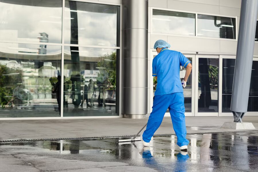 Commercial Cleaning (1)