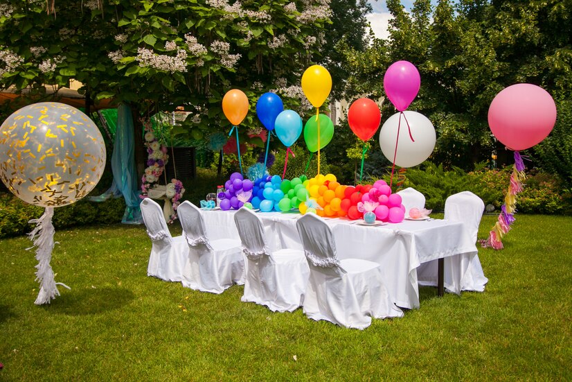 balloons have become one of the common festive elements at parties