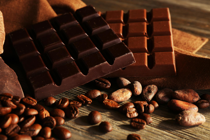 Understanding the Difference Between Regular and Vegan Chocolate
